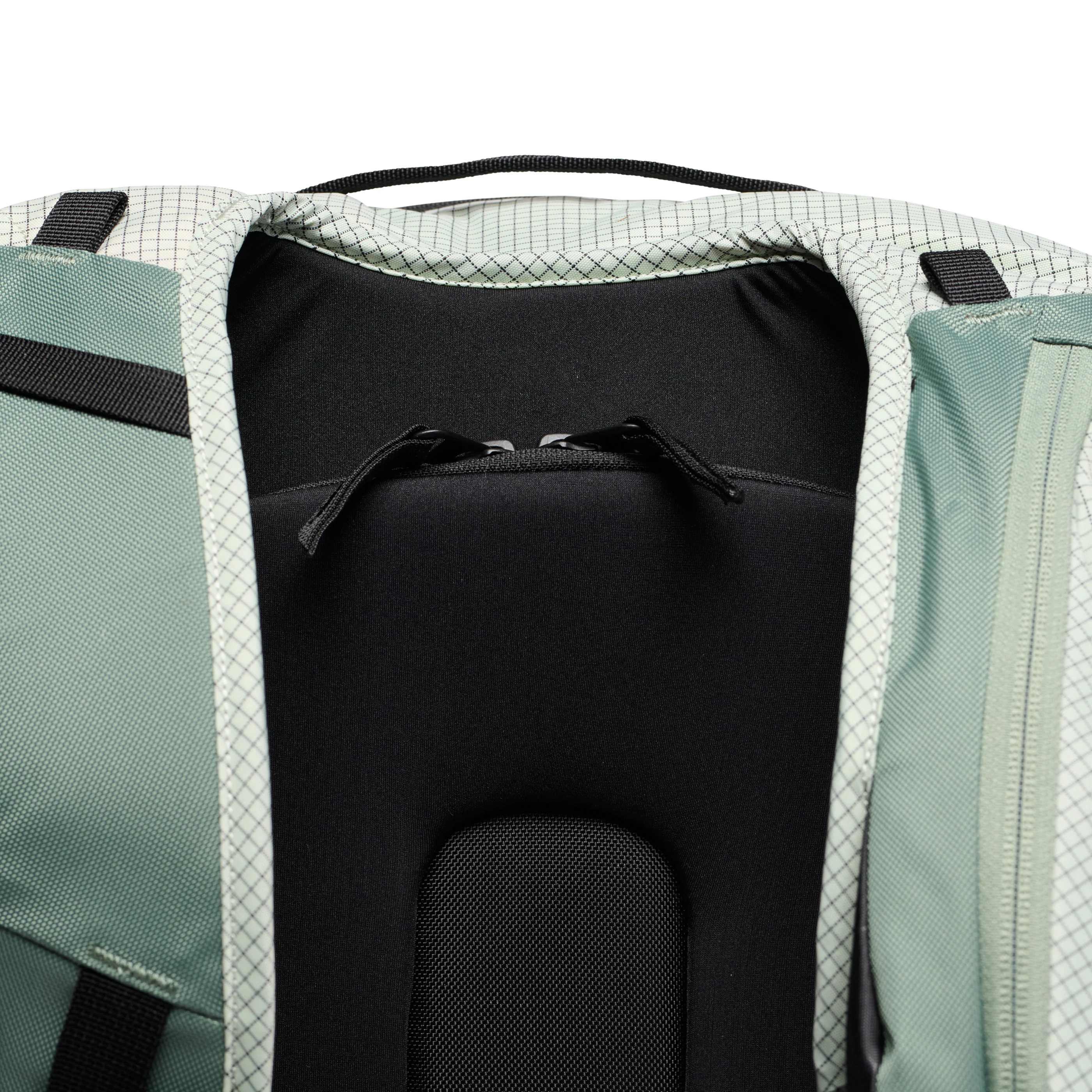 Dawn Patrol 32 Backpack - Image 10