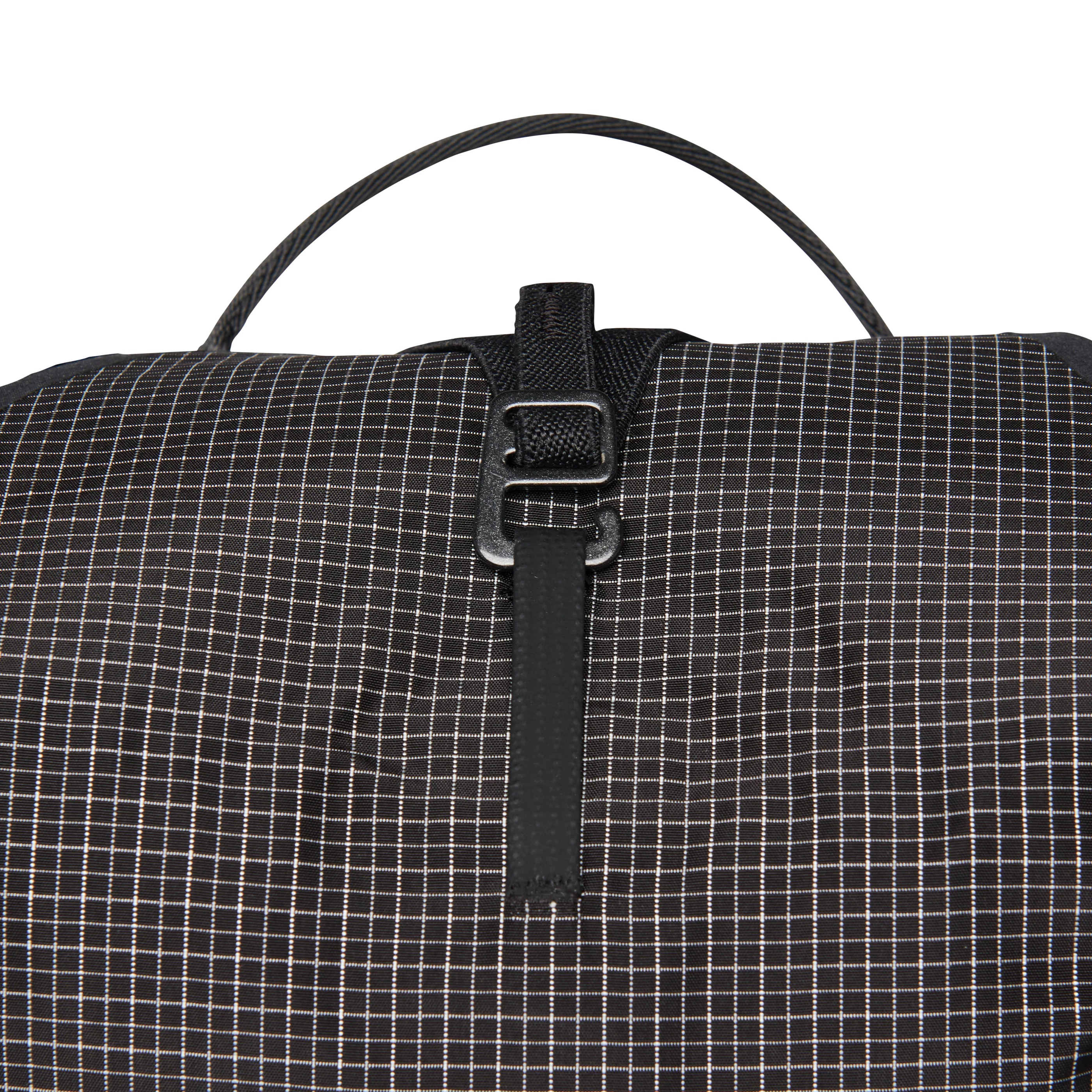 Distance 15 Backpack - Past Season - Image 7