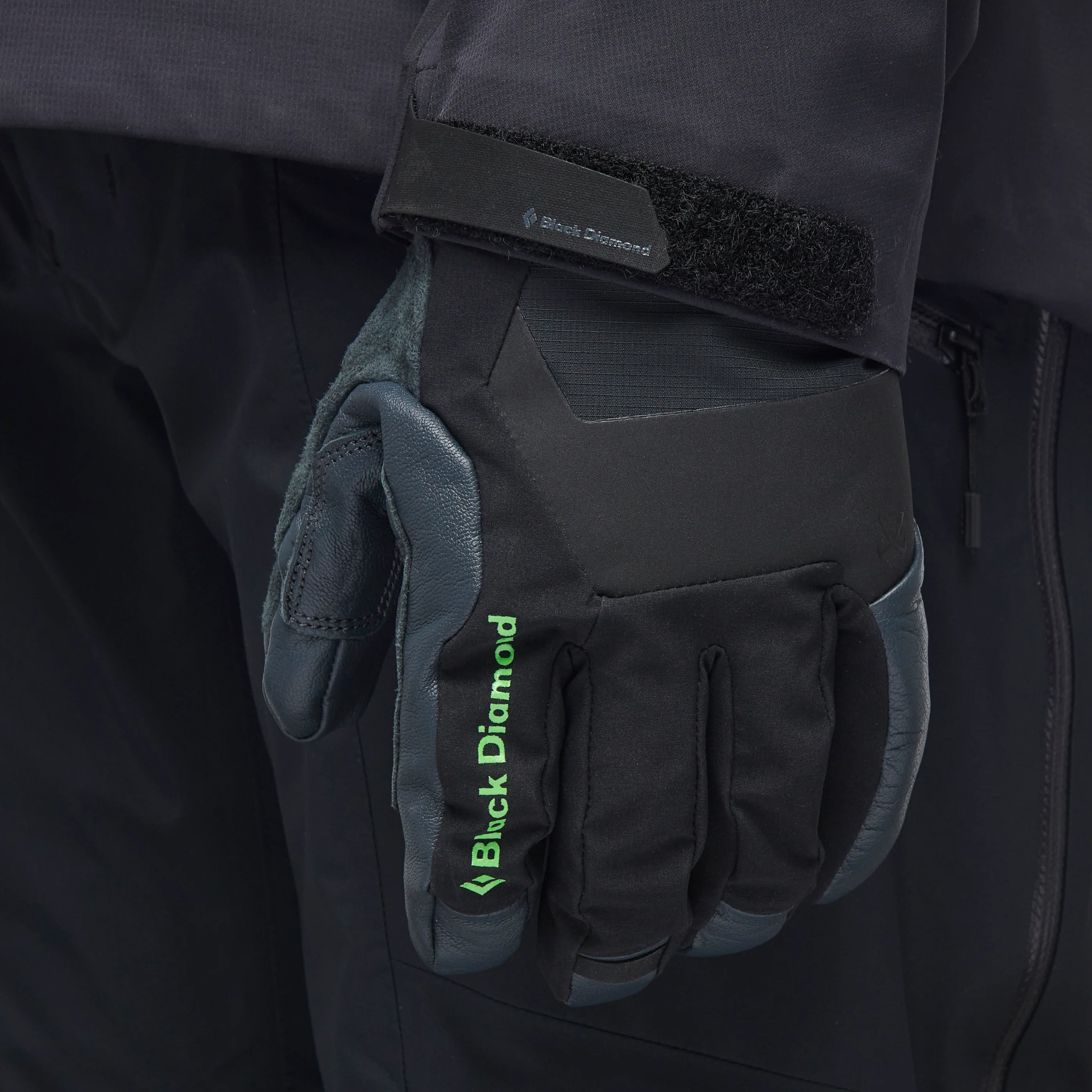 Punisher Gloves - Image 2