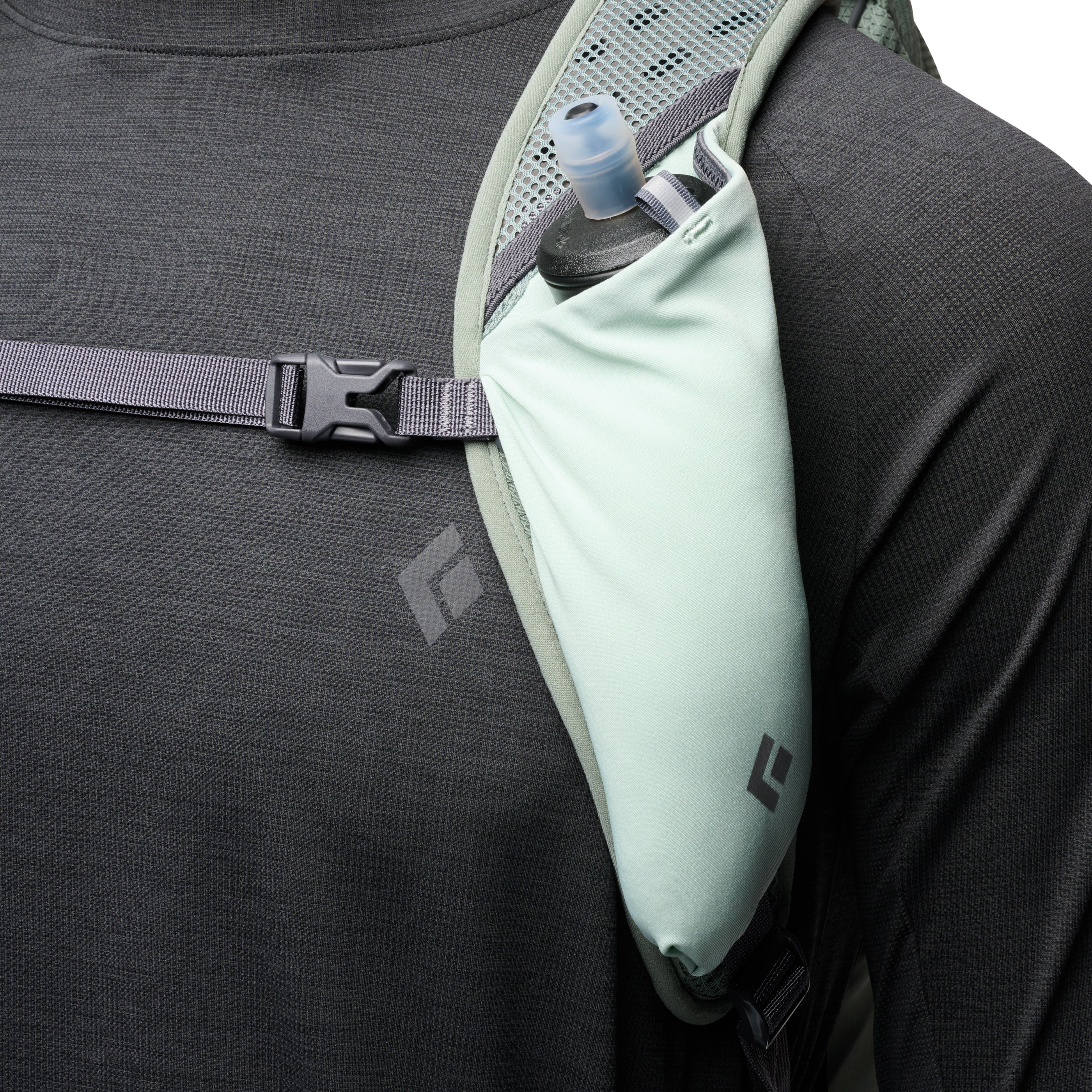 Trail Vista 20 Backpack - Image 10