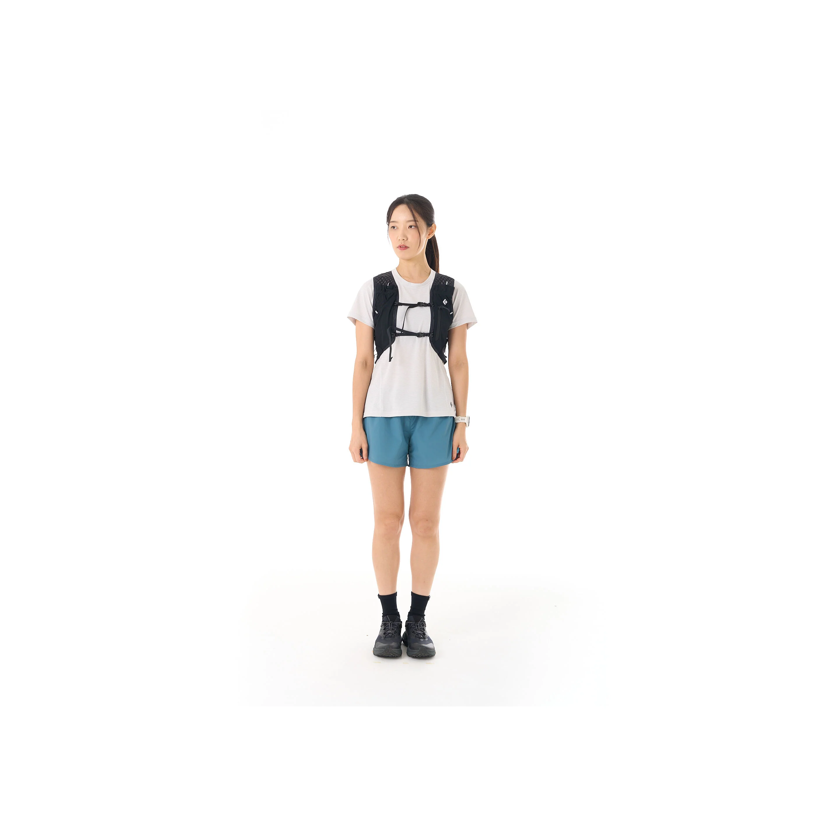 Women's Distance 8 Backpack - Image 17