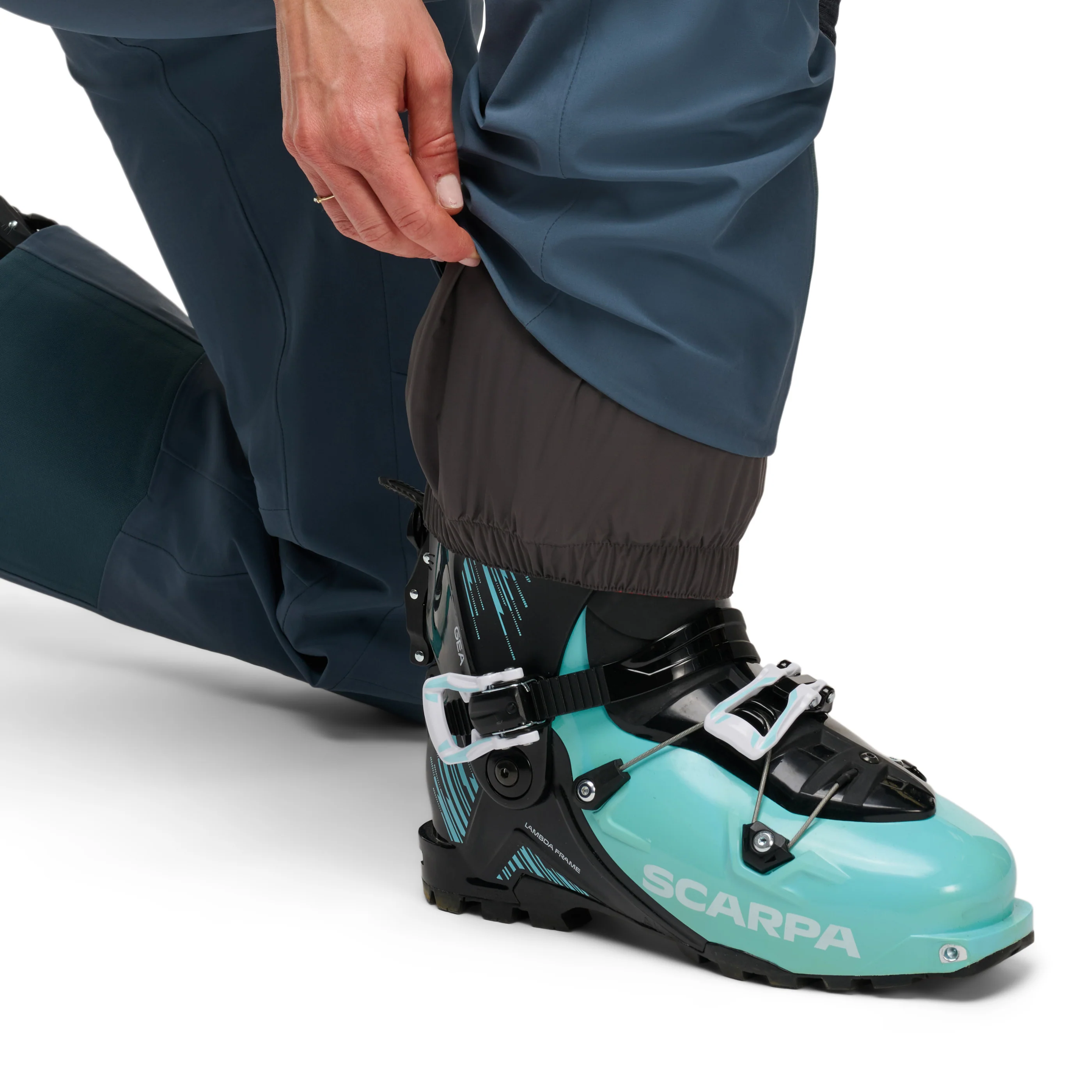 Women's Recon Stretch Bibs - Image 18